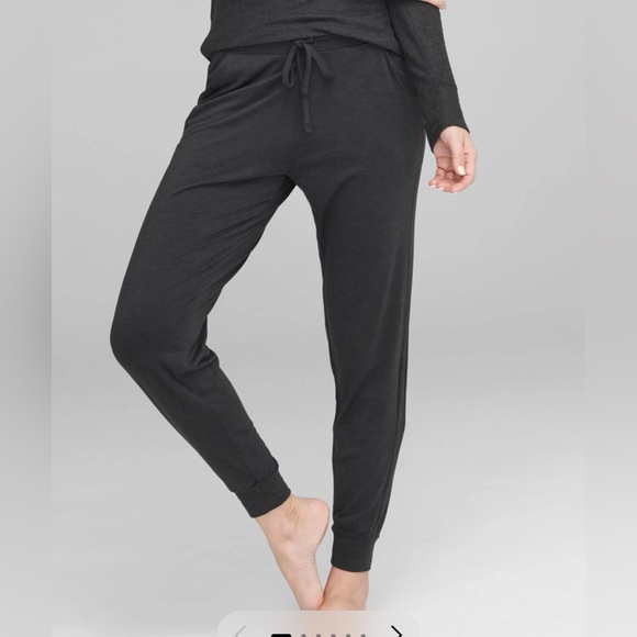 Tommy John Pants - Tommy John Women's Downtime Jogger in Charcoal Heather Size Medium